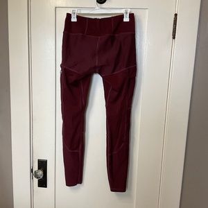 Fjallraven Women’s Abisko Trail Tights Garnet